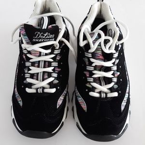 Women's 9.5 Skecher D'lites